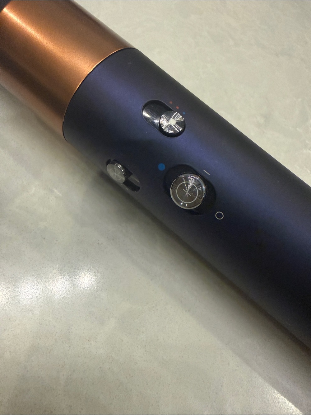 Dyson Airwrap - Picture 2 of 4